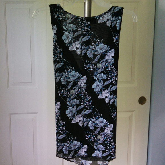 Nine & CO by nine west Sleeveless Top - Picture 2 of 4